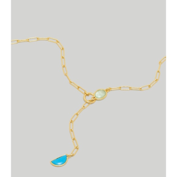 Madewell Stone Collection Green
Apophyllite Necklace - Picture 5 of 10